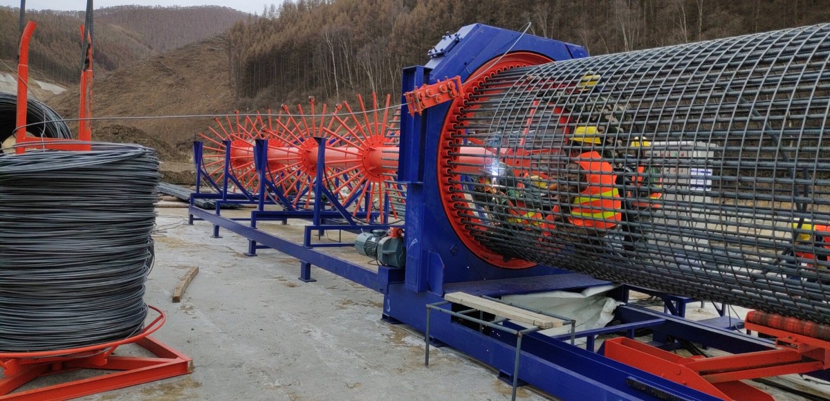 特制模板圈導(dǎo)管滾焊機 (4).jpg